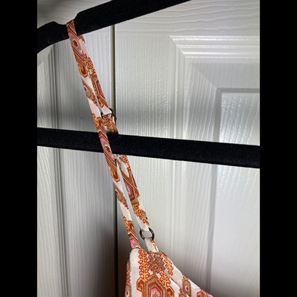 FOREVER 21--TRIBAL PRINT WATERFALL TOP - Picture 3 of 4